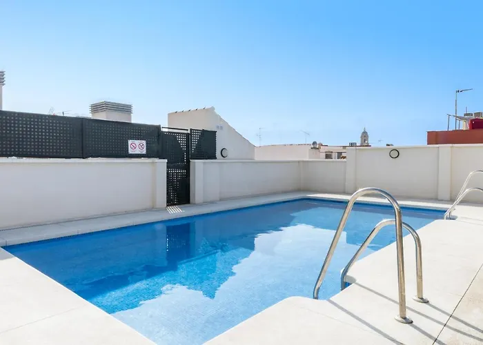 Malaga Suite Picasso With Swimming Pool And Parking In The Center!